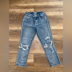 PacSun Women’s Ripped Mom Jean Size 25